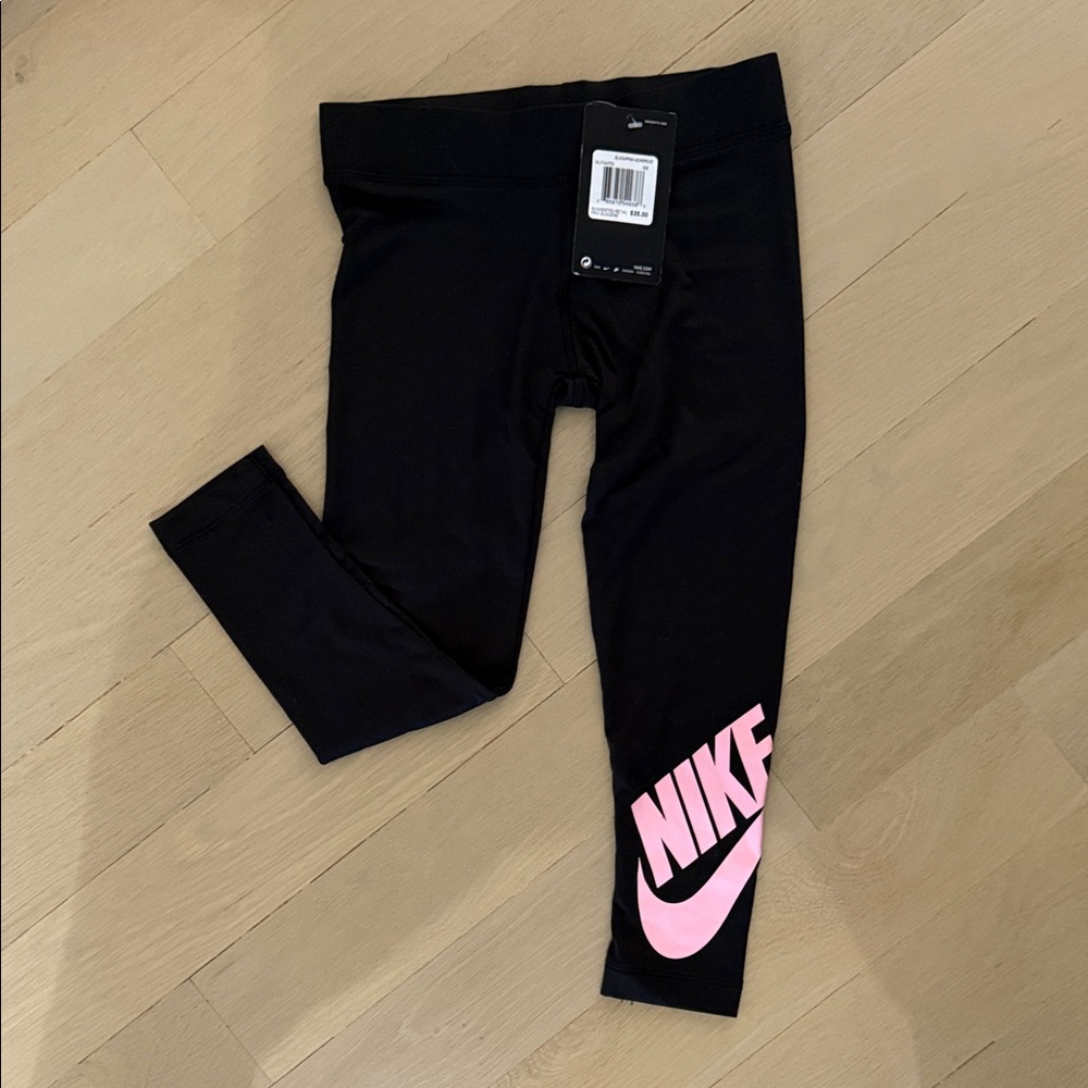 Nike Kids Leggings in Black with Pink Logo